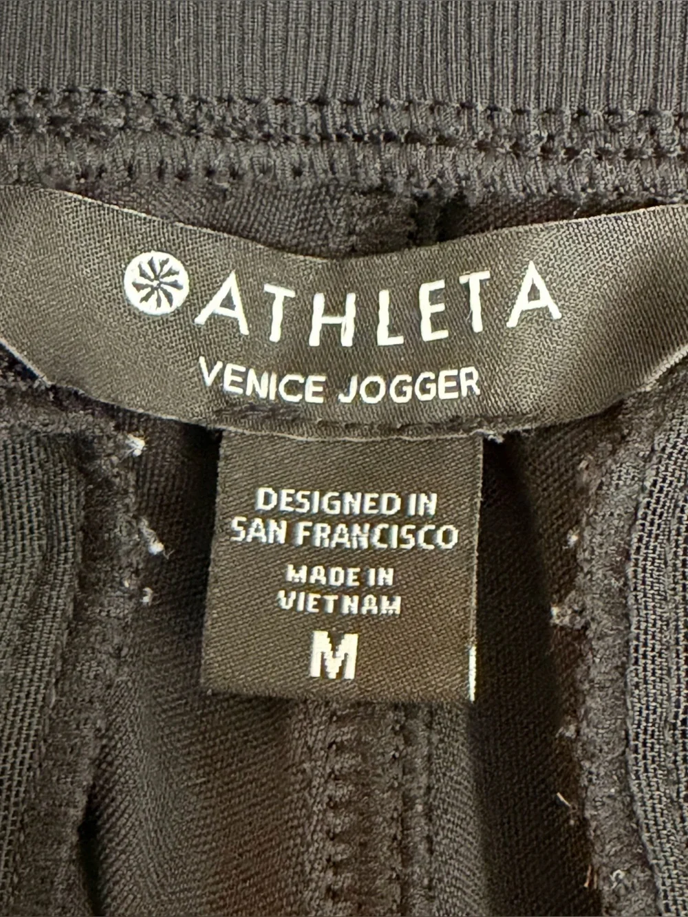 Athleta Black High Rise Venice Jogger Size Medium